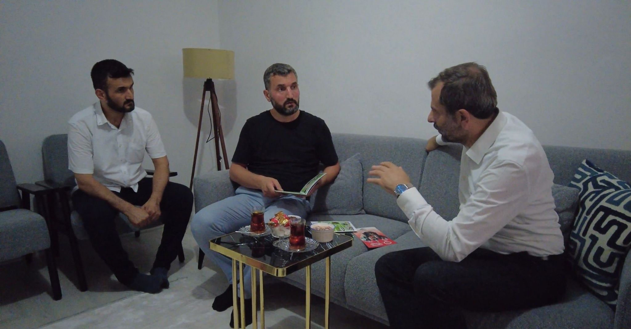 Başkan Işık, Gürsu’da çalınmadık kapı bırakmıyor