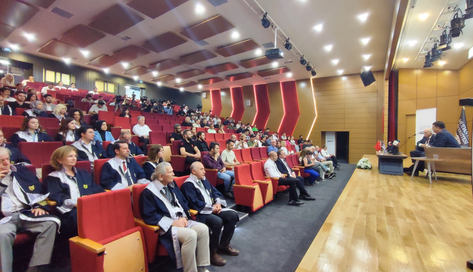 Mudanya Üniversitesi’nde 6 yeni bölüm daha açıldı Mudanya Üniversitesi’nde 6 yeni bölüm daha açıldı