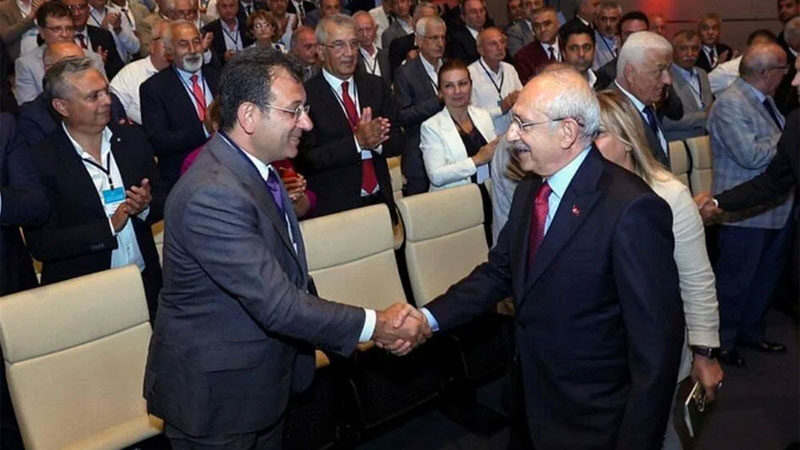 Gizli toplantı sonrası ilk yüzleşme CHP Belediye Başkanları Toplantısı, Genel Başkan Kemal Kılıçdaroğlu başkanlığında toplandı.