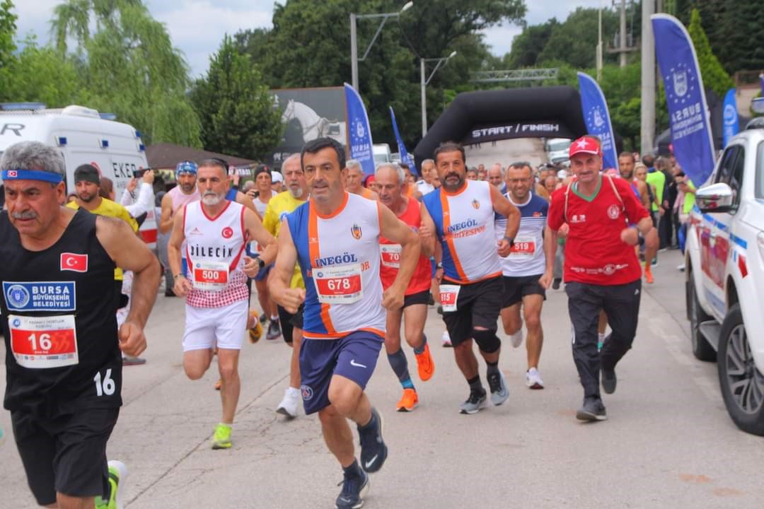 Kazancı’da dostluk için koştular Kazancı’da dostluk için koştular