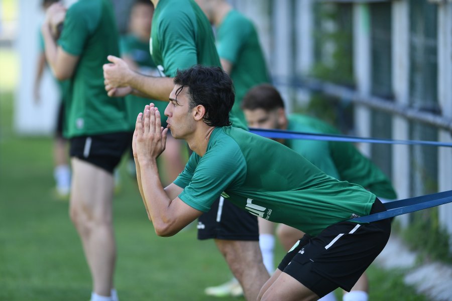 Timsah hızlı başladı! Timsah hızlı başladı!