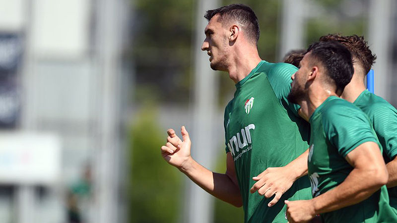 Bursaspor’da hazırlıklar sürüyor Bursaspor’da hazırlıklar sürüyor