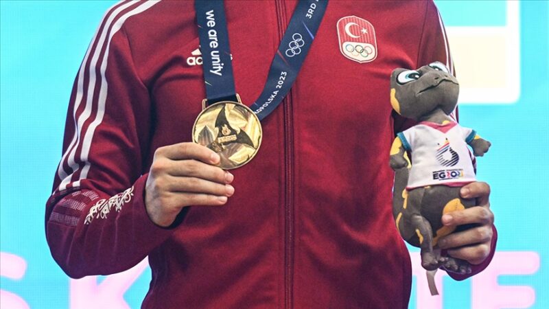 Polonya'da düzenlenen 3. Avrupa Oyunları'nda 9'u altın olmak üzere 38