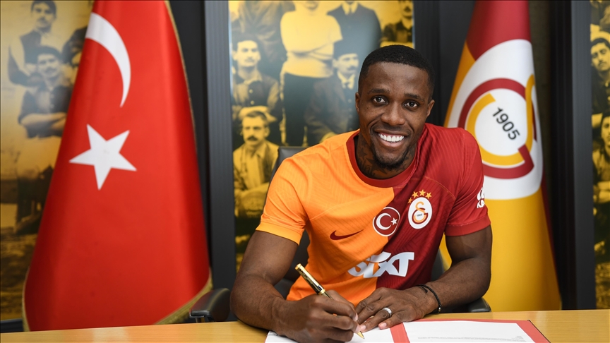 Zaha, resmen Galatasaray’da! İşte ilk sözleri