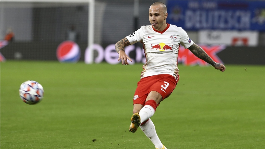 Galatasaray transferi duyurdu