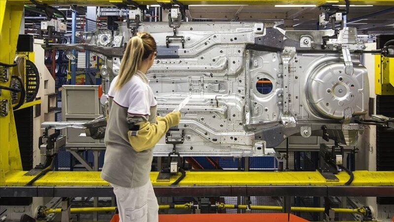 Türkiye otomotiv endüstrisinin yılın ilk 6 ayında 17 milyar 337