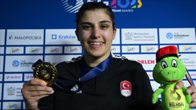 Busenaz Sürmeneli’den altın madalya