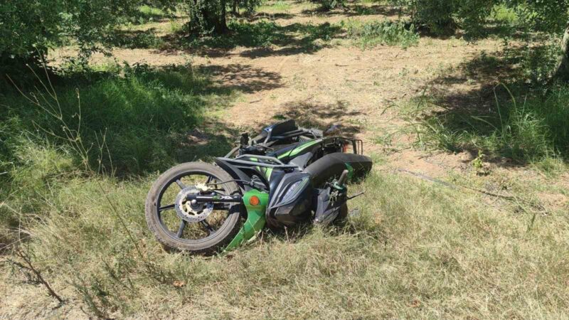 Bursa’da tır motosiklete çarptı: 2 ağır yaralı Orhangazi-İznik Karayolu Yeniköy yol ayrımı yakınlarında sürücüsünün dönüş yapmaya çalıştığı