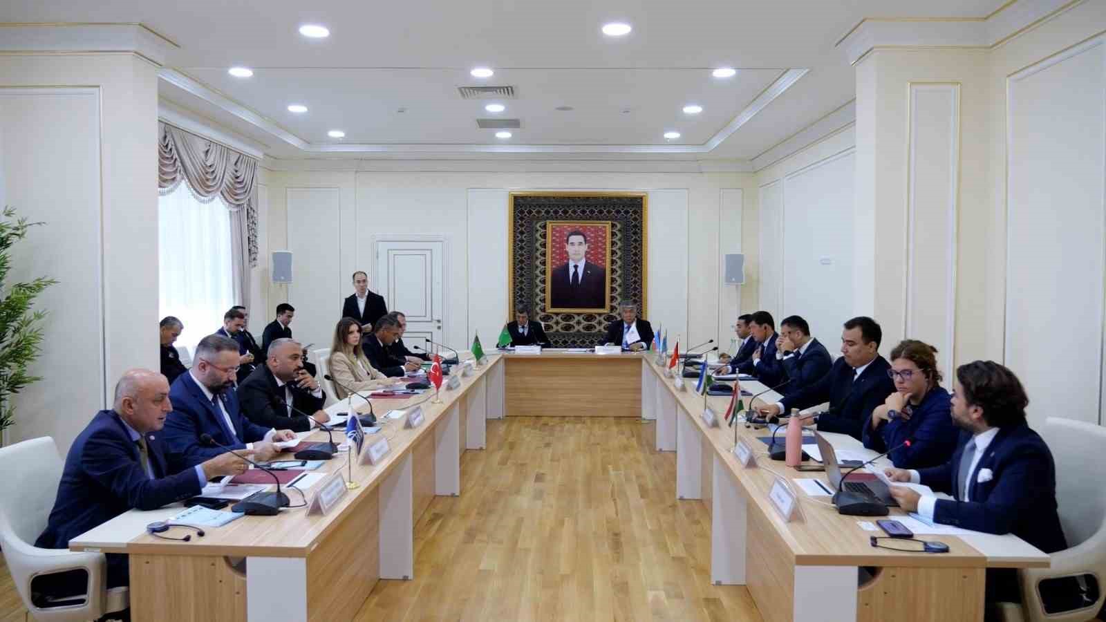 Bursa’nın öncülüğünde Türk Dünyası Kültür Başkentleri Birliği kuruluyor Bursa’nın öncülüğünde Türk Dünyası Kültür Başkentleri Birliği kuruluyor