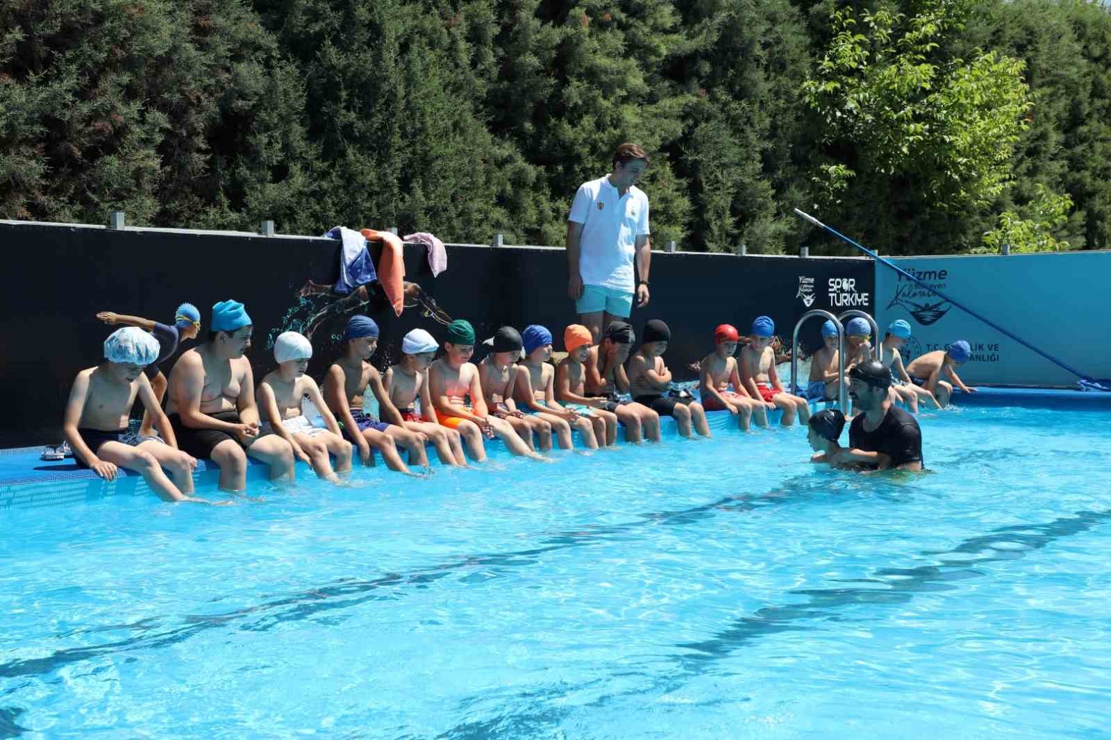 İnegöl’de yaz spor okullarında 2600 öğrenci eğitim alıyor İnegöl’de yaz spor okullarında 2600 öğrenci eğitim alıyor