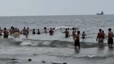 Karadeniz’de can pazarı! Gezi teknesi alabora oldu