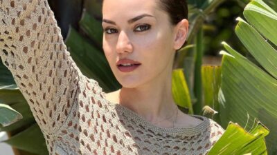 Fahriye Evcen’den teknede yeni pozlar! Fit haline beğeni yağdı…