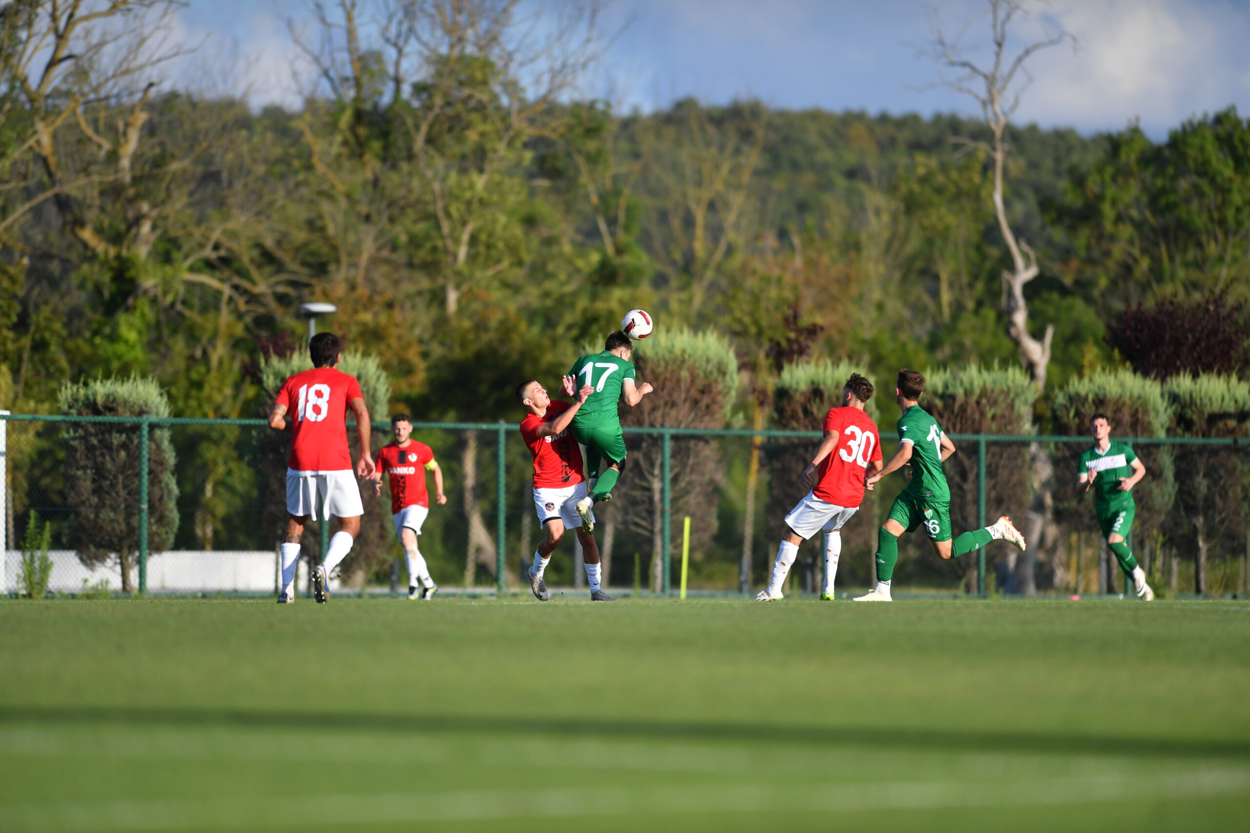 Bursaspor’un hocası Gündüz’den önemli mesajlar!