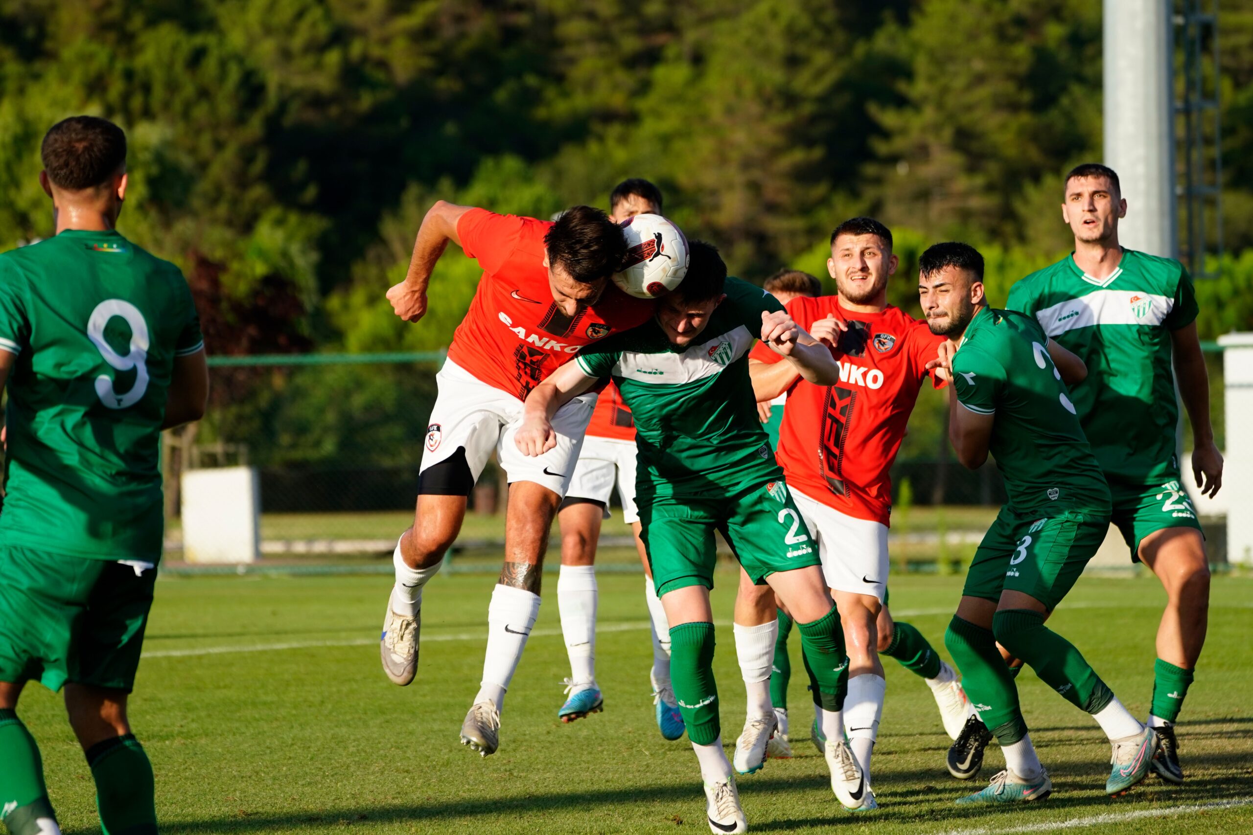 Bursaspor Türkiye’nin zirvesine çıktı! 136 takım arasında ilk sırada…