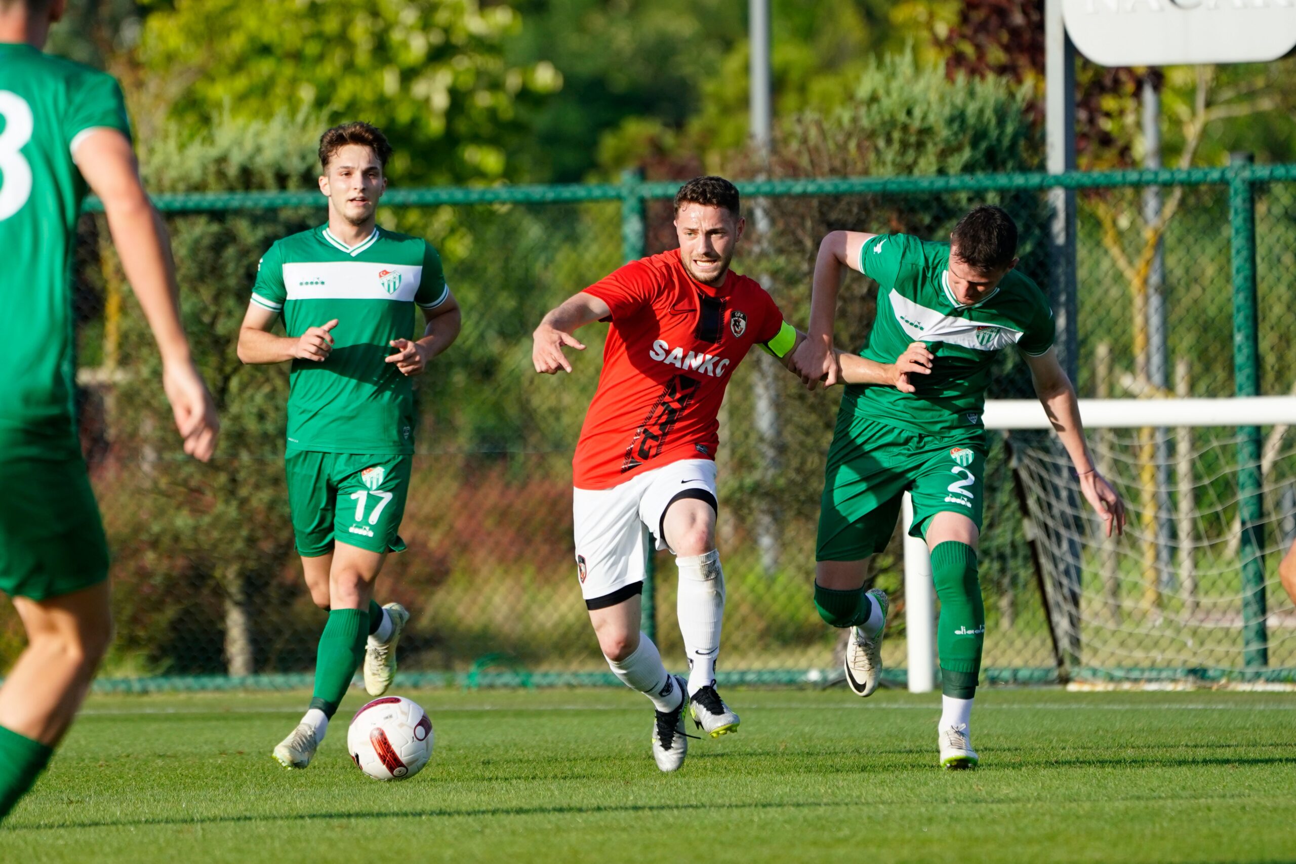 Bursaspor ikinci özel maçına çıkıyor! Özlüce’deki buluşma kapalı… Bursaspor ikinci özel maçına çıkıyor! Özlüce’deki buluşma kapalı…