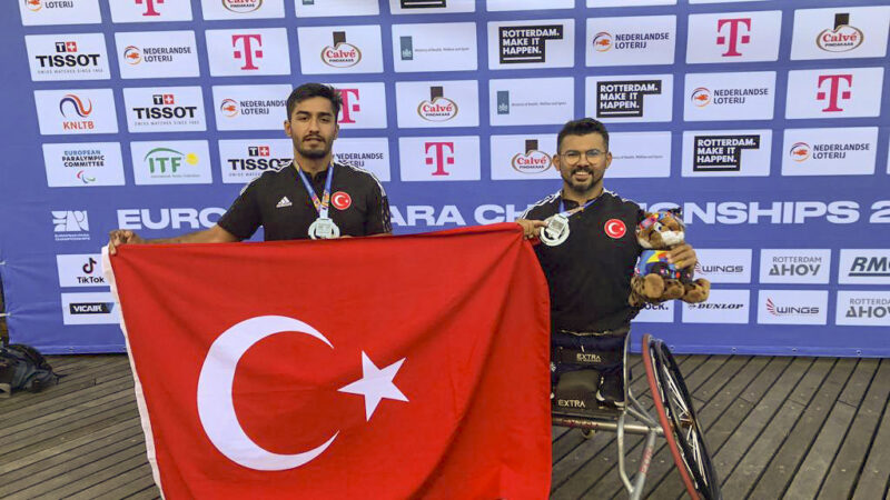 Altınel-Kaplan ikilisinden gümüş madalya Hollanda'da düzenlenen Avrupa Paralimpik Şampiyonası'nda mücadele eden milli tenisçiler Uğur