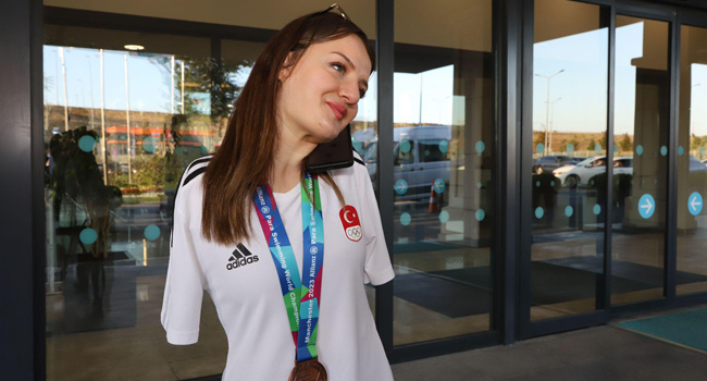 “Hedefimiz 2024 Paris Olimpiyat Oyunları” “Hedefimiz 2024 Paris Olimpiyat Oyunları”