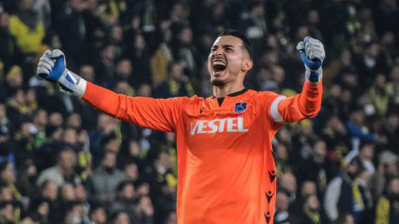 Uğurcan Çakır’a bir talip daha Trabzonspor’un kalecisi ve kaptanı Uğurcan Çakır’a, Nantes’in ardından Avrupa kulüplerinden