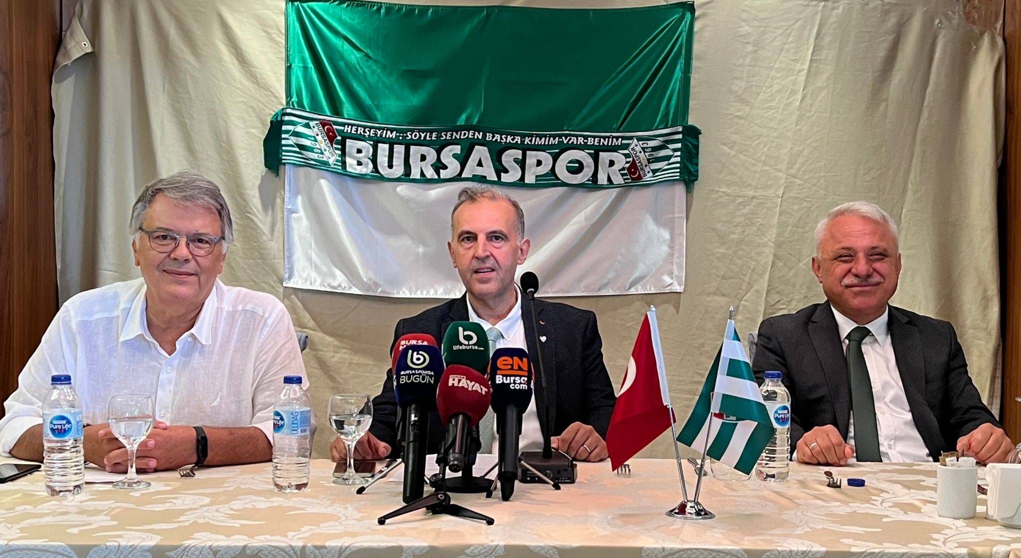 Bursaspor’a yeni başkan adayı! Resmen açıkladı… Bursaspor’a yeni başkan adayı! Resmen açıkladı…