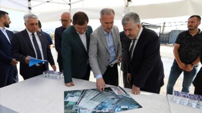 Bakan Yardımcısı Dönmez yangın bölgesinde inceleme yaptı