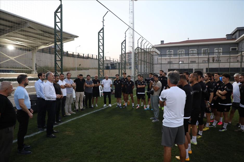 Başkan Taban’dan İnegölspor’a ilk maç öncesi moral ziyareti