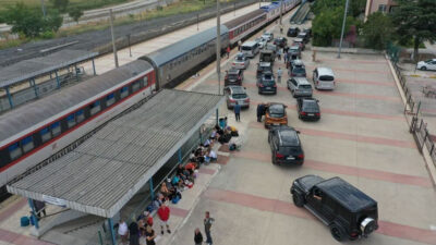 Gurbetçiler arabalı trenle dönüyor! Edirne’den Avusturya’ya 35 saatlik yolculuk