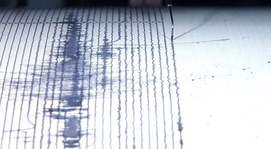 Kuşadası Körfezi ve Sivas’ta peş peşe depremler Kuşadası Körfezi ve Sivas’ta peş peşe depremler