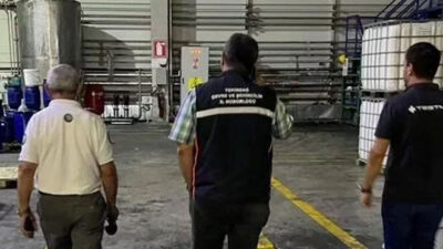 Kötü koku ekipleri alarma geçirdi