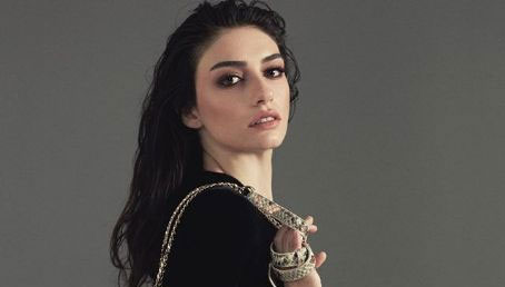 Ünlü oyuncunun cenazedeki hali yürek burktu! Gözyaşlarına boğuldu