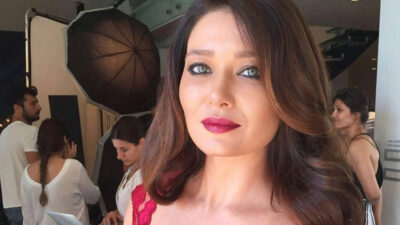 16 kilo veren Nurgül Yeşilçay merdivenlere sere serpe uzandı!