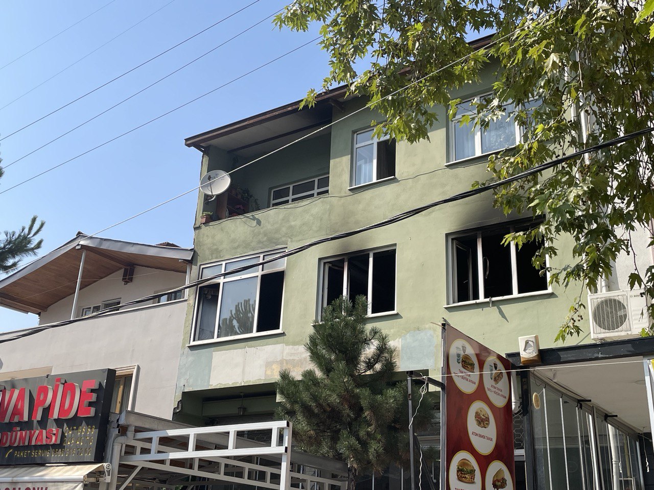 Bursa’da yaşadığı evi ateşe verdi
