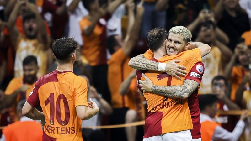 Trendyol Süper Lig'in 2. haftası dev bir kapışmaya sahne oldu.
