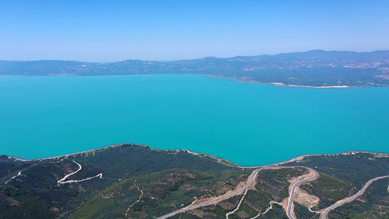 Rengi değişen İznik Gölü havadan görüntülendi Rengi değişen İznik Gölü havadan görüntülendi