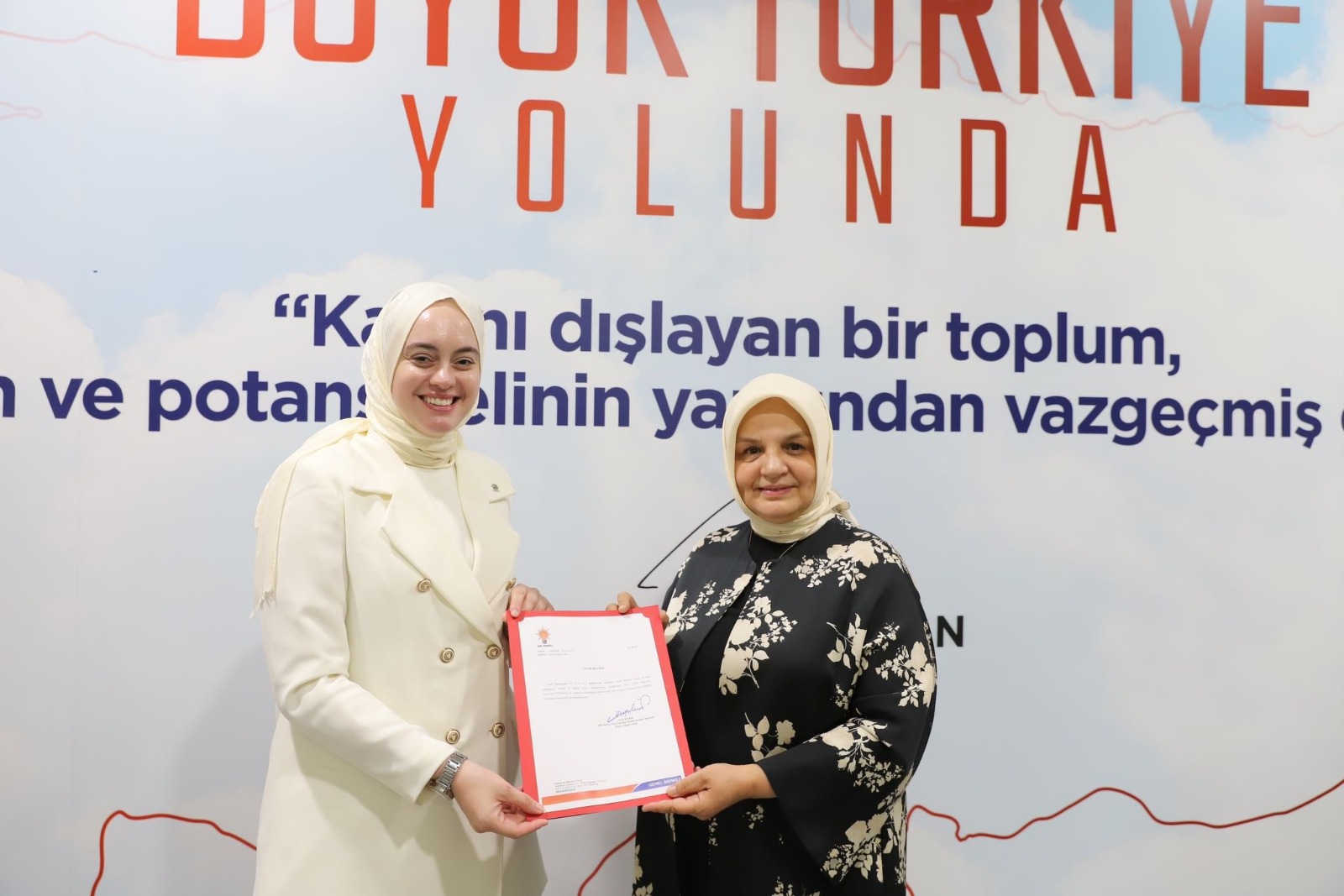 AK Parti Bursa İl Kadın Kolları Başkanlığına İmren Çavuşoğlu atandı