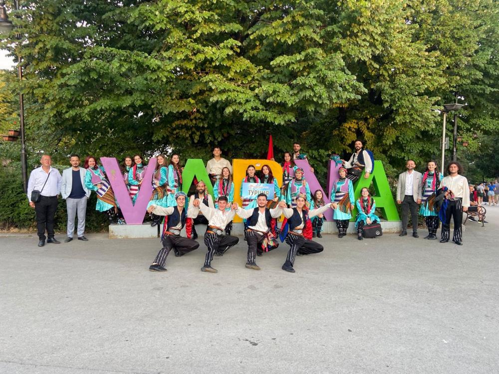 İnegöl Halk Dansları Topluluğu festival turnesinde İnegöl Halk Dansları Topluluğu festival turnesinde