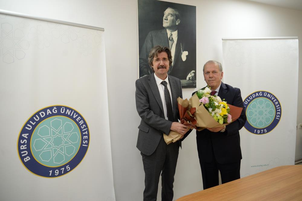 İnegöl İşletme Fakültesi’ne yeni dekan! İnegöl İşletme Fakültesi’ne yeni dekan!