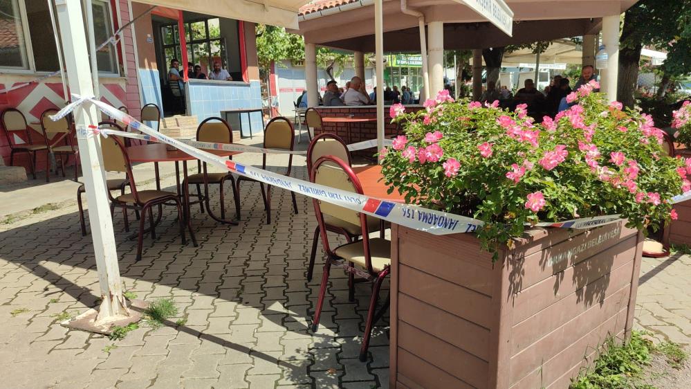 Bursa’da muhtar tartıştığı genci silahla yaraladı!