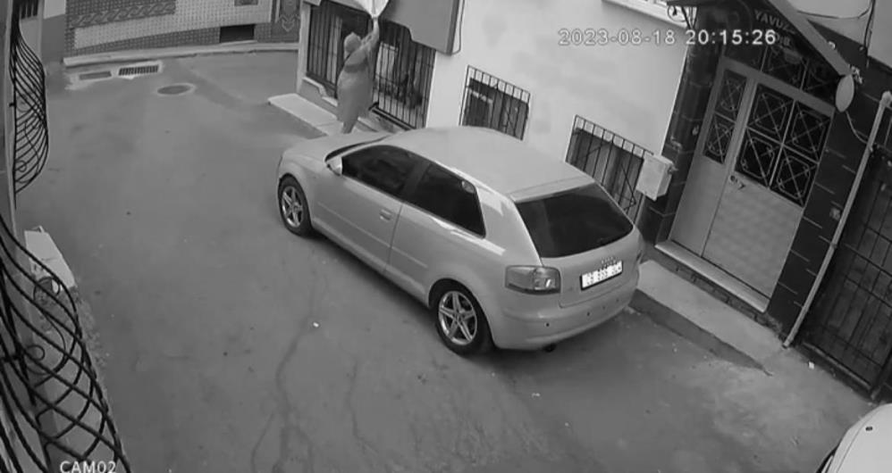 Bursa’da çamaşır hırsızları kamerada
