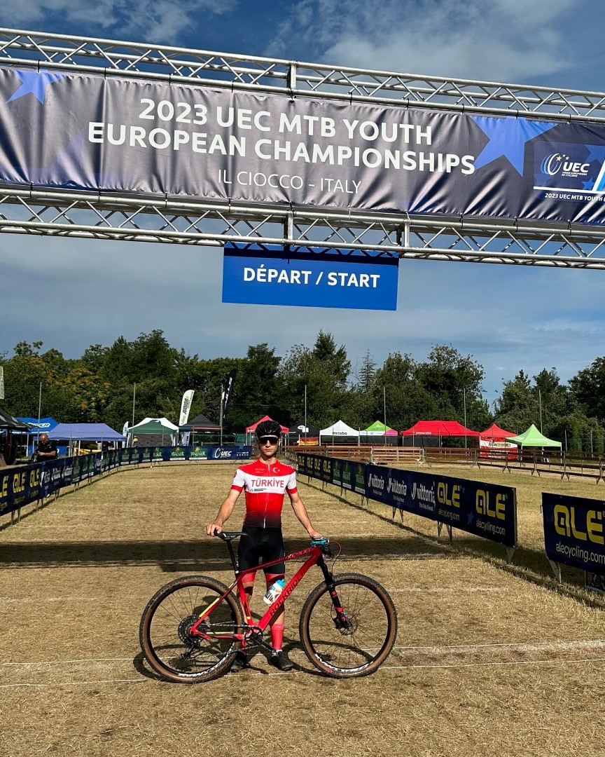 Milli bisikletçi İnegöl’ün gururu oldu! Milli bisikletçi İnegöl’ün gururu oldu!