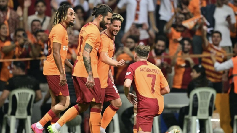 Galatasaray tek golle turladı! Galatasaray, UEFA Şampiyonlar Ligi 2. ön eleme turunda 2-2 berabere
