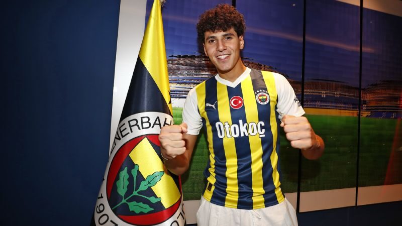 Fenerbahçe, 20 yaşındaki Mısırlı stoper Omar Fayed'le 4 yıllık anlaşmaya