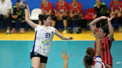 Poyrazın Kızları galibiyetle başladı