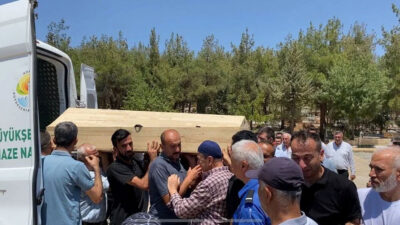 DNA’lar karıştı, Yunus Emre’nin cenazesinin Adana’da defnedildiği ortaya çıktı