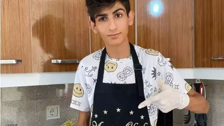 CZN Burak, Taha Duymaz’ın annesinin evine gitti! “Bizi bırakmadın”