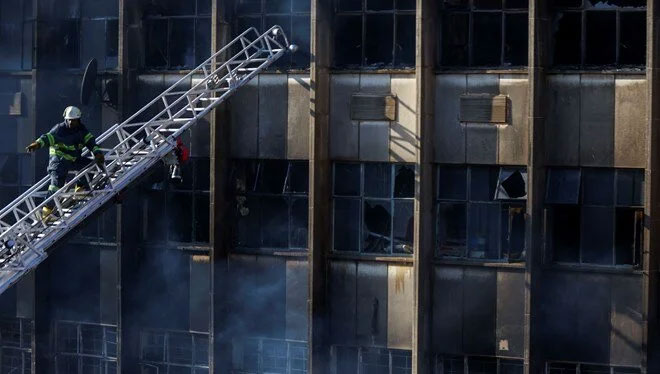 Güney Afrika’da bina yangını: En az 58 ölü Güney Afrika’da bina yangını: En az 58 ölü