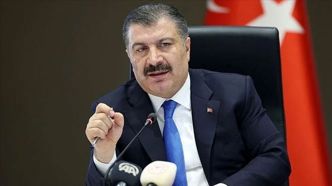 Bakan Fahrettin Koca’dan sağlık çalışanlarının taban ücretine ilişkin açıklama Bakan Fahrettin Koca’dan sağlık çalışanlarının taban ücretine ilişkin açıklama