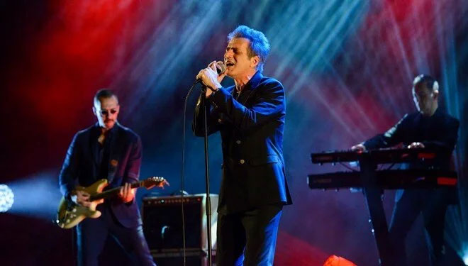 Şarkıcı Teoman basın mensuplarını alandan kovduğu iddiasına yanıt verdi