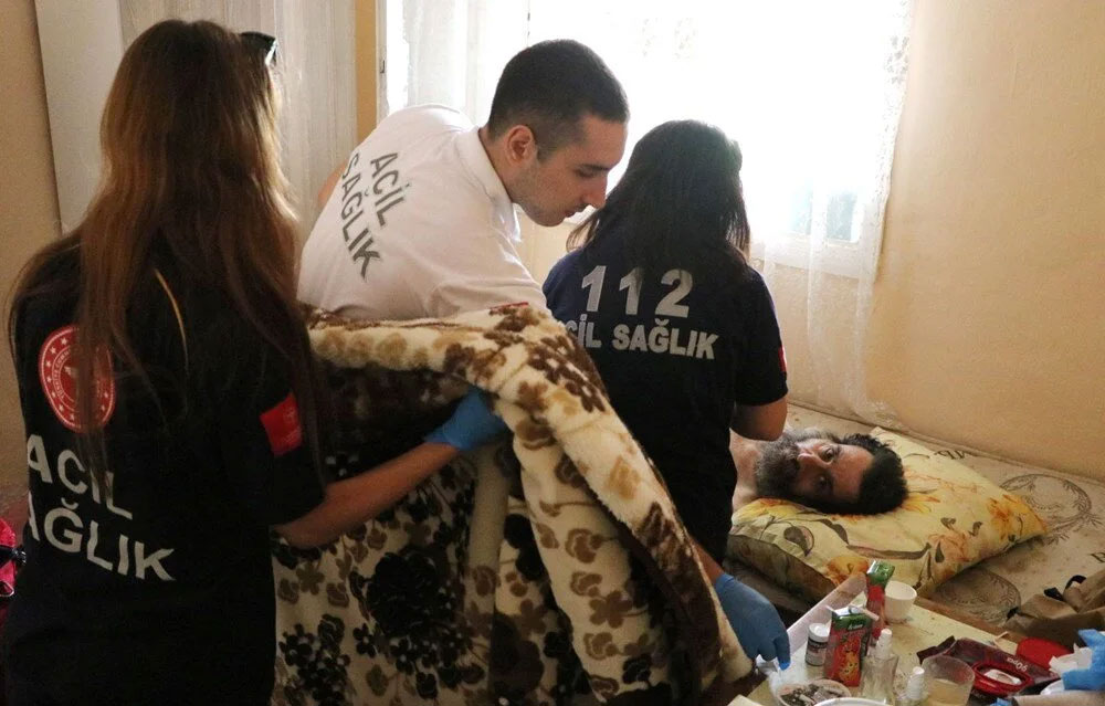 Çöp evden dram çıktı