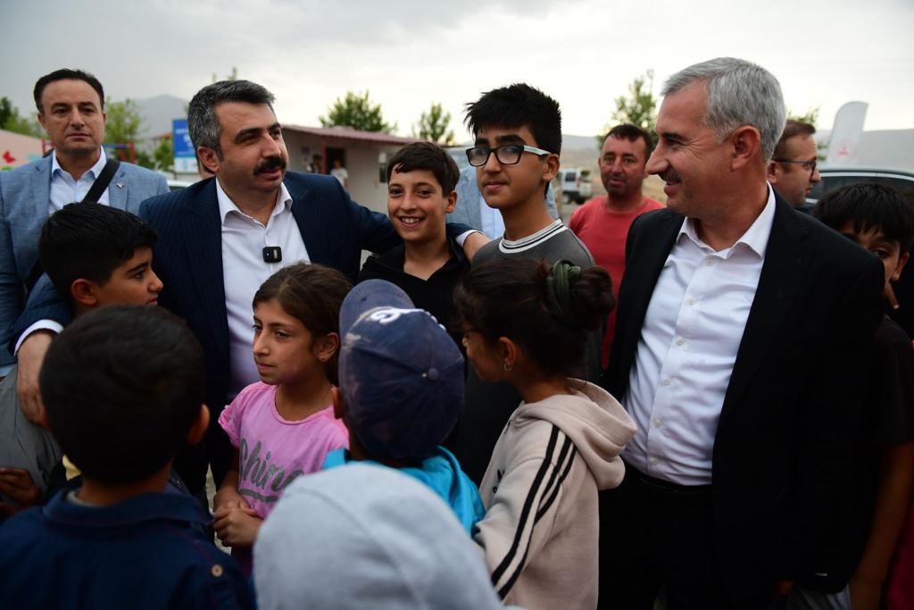 Yıldırım’dan deprem bölgesine kardeşlik eli Yıldırım’dan deprem bölgesine kardeşlik eli