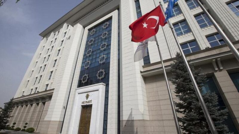 AK Parti olağanüstü kongre tarihi açıklandı AK Parti Genel Başkan Yardımcısı Hamza Dağ, AK Parti olağanüstü